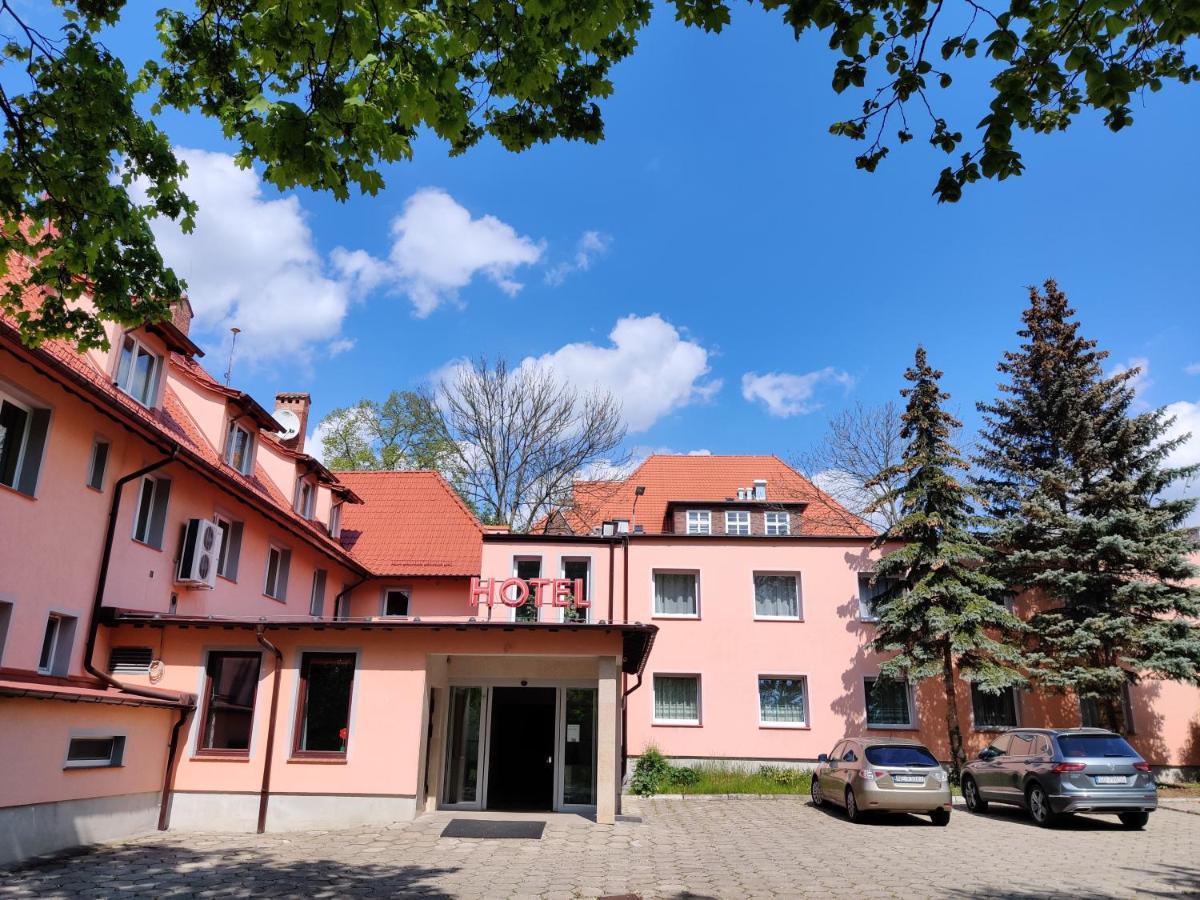 Hotel Zulawy Эльблонг Экстерьер фото